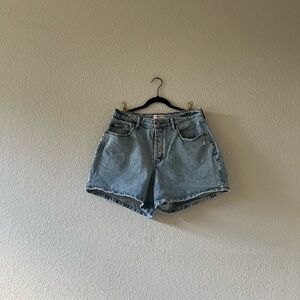 Abercrombie Curve Love Dad Jean Shorts